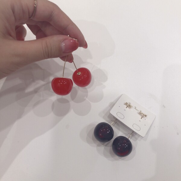 フルーツピアス🍇🍒